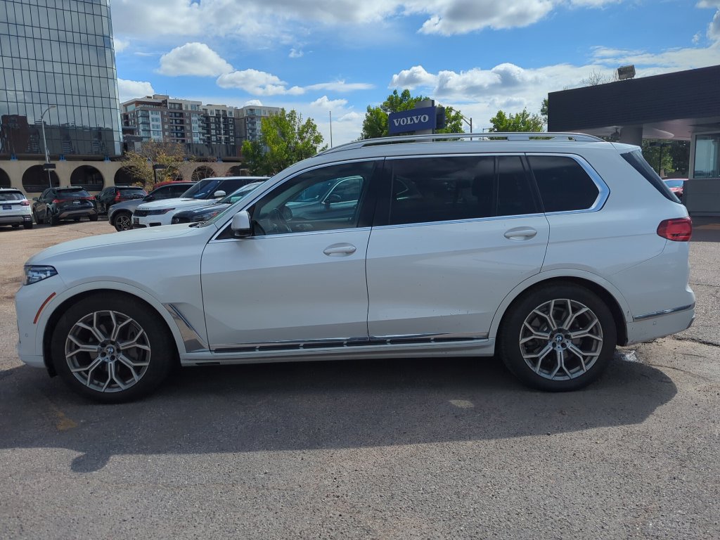 Used 2020 BMW X7 xDrive40i w/ Luxury Seating Package AWD/4WD image 4
