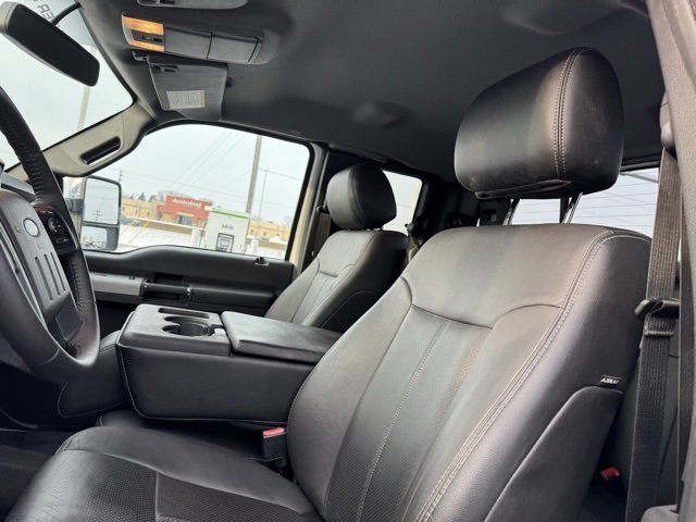 Used 2015 Ford F250 Lariat w/ Chrome Package image 9