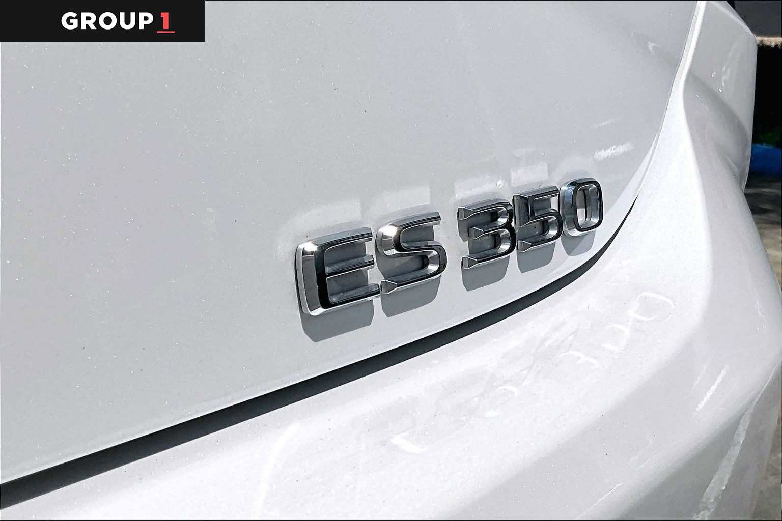 Used 2025 Lexus ES 350 w/ Premium Package FWD image 28