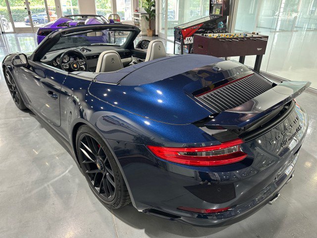Used 2019 Porsche 911 Carrera GTS RWD image 28