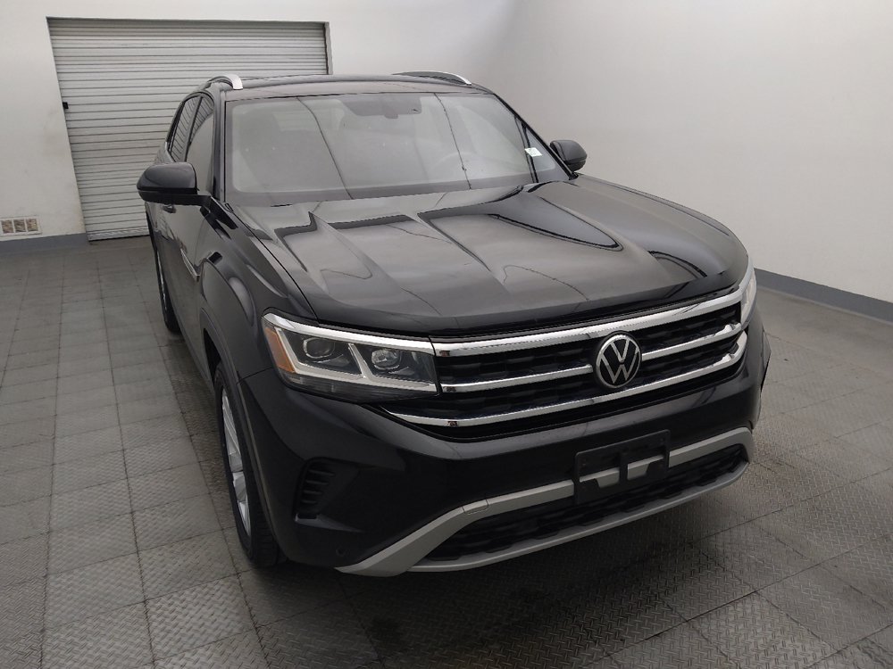 Used 2022 Volkswagen Atlas Cross Sport SE FWD image 14