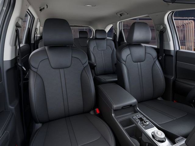 Used 2025 Kia Sorento EX image 12