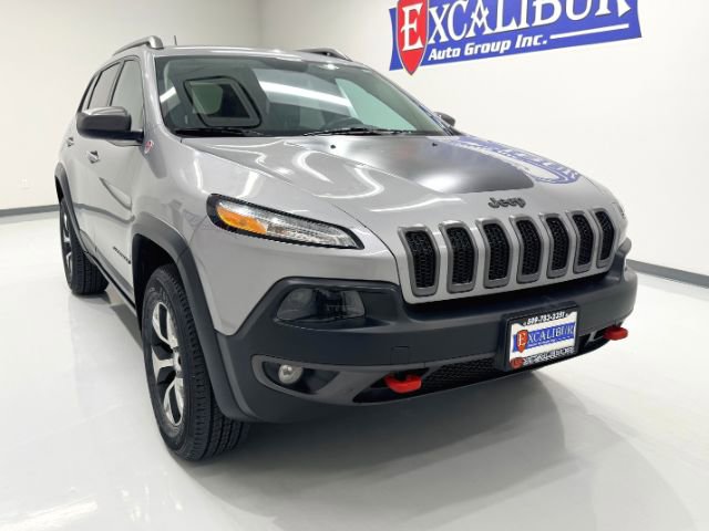 Used 2015 Jeep Cherokee Trailhawk w/ Comfort/Convenience Group image 2