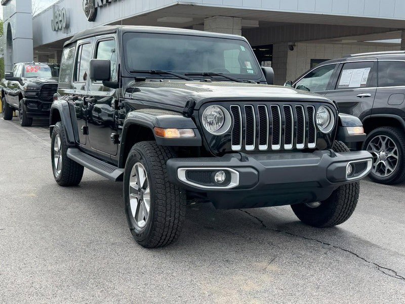 Used 2022 Jeep Wrangler Unlimited Sahara AWD/4WD image 2