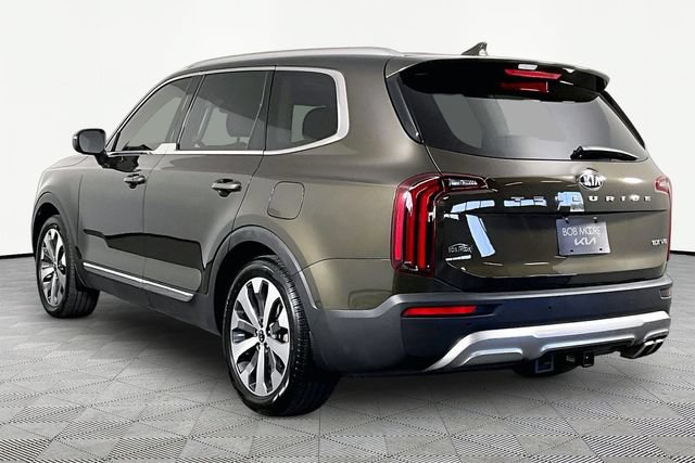 Used 2020 Kia Telluride EX w/ EX Premium Package FWD image 4