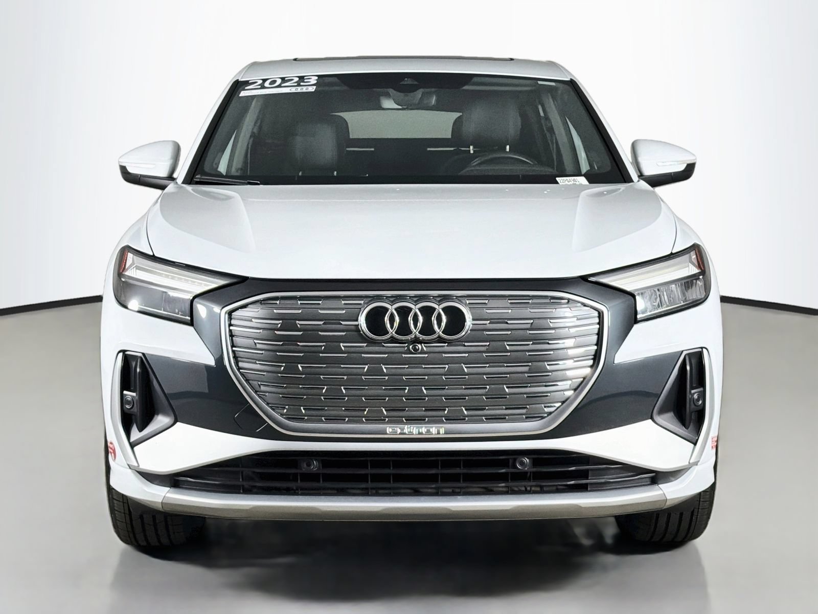 Certified 2023 Audi Q4 e-tron Premium Plus w/ Premium Plus AWD/4WD image 2