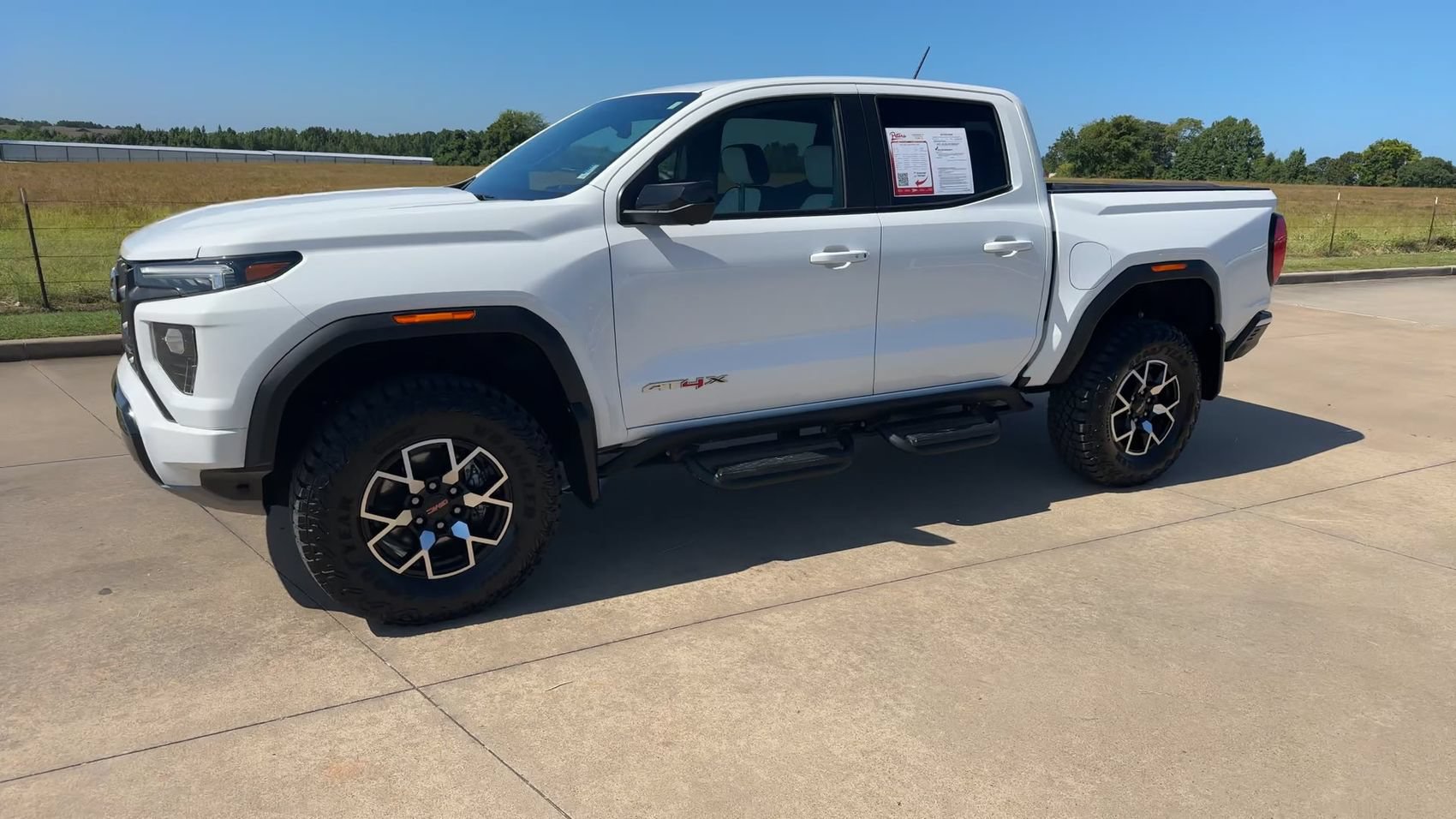 Used 2024 GMC Canyon AT4X AWD/4WD image 5