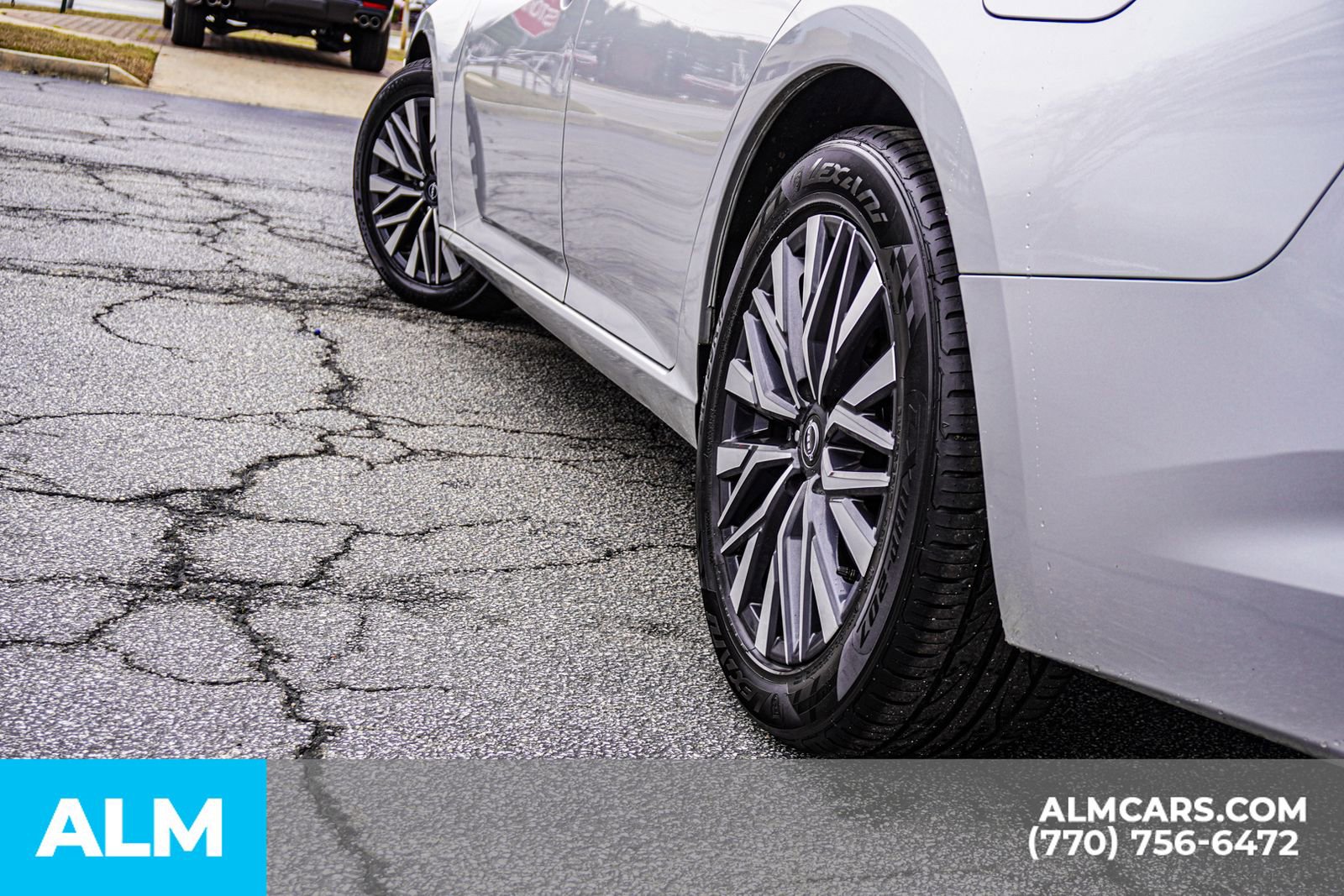 Used 2024 Nissan Altima 2.5 SV image 14