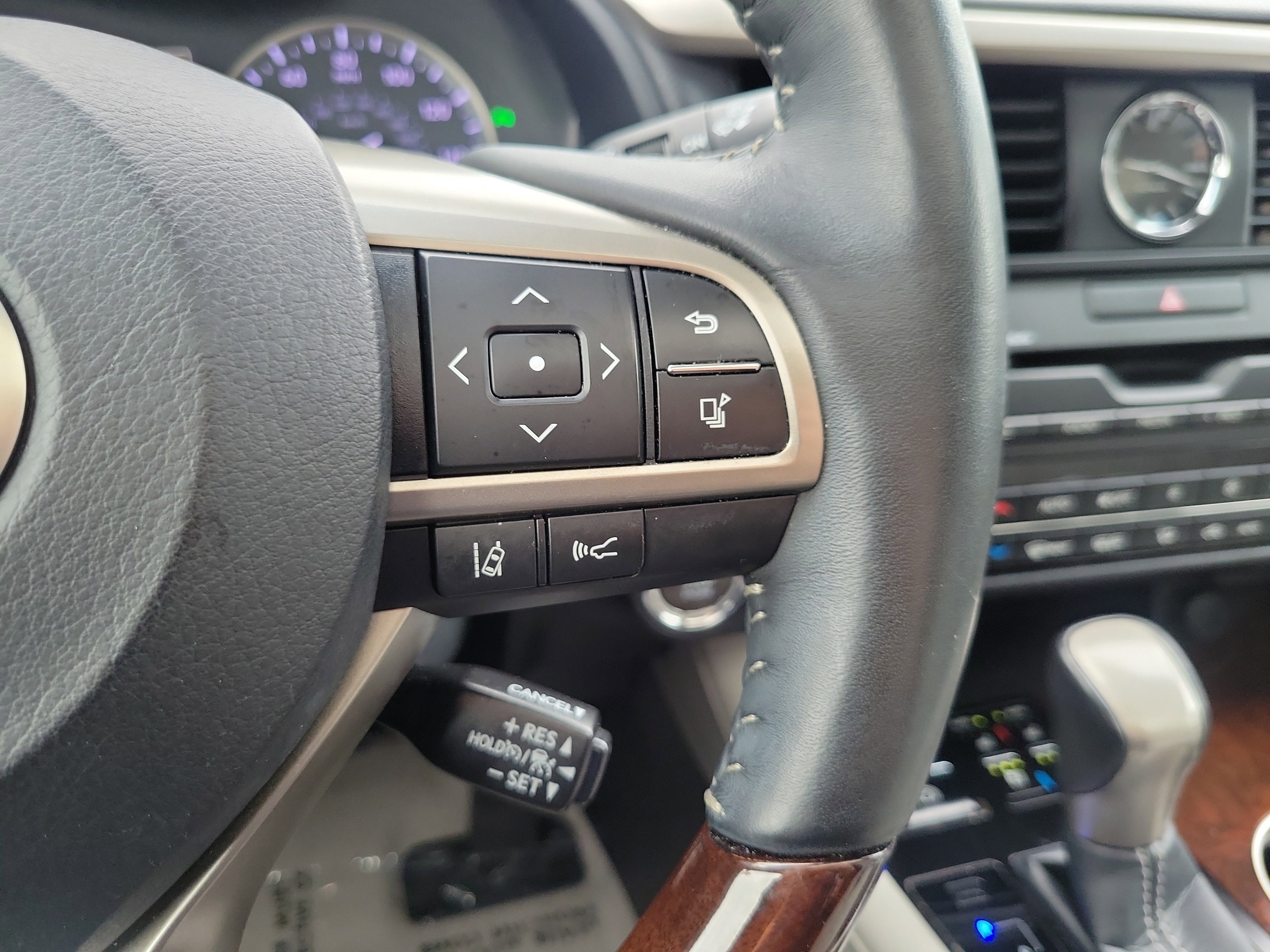 Used 2018 Lexus RX 350 FWD image 23