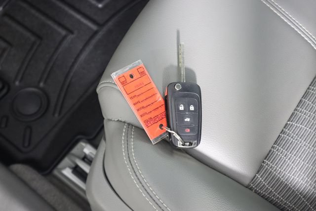 Used 2015 Chevrolet Impala LT FWD image 31