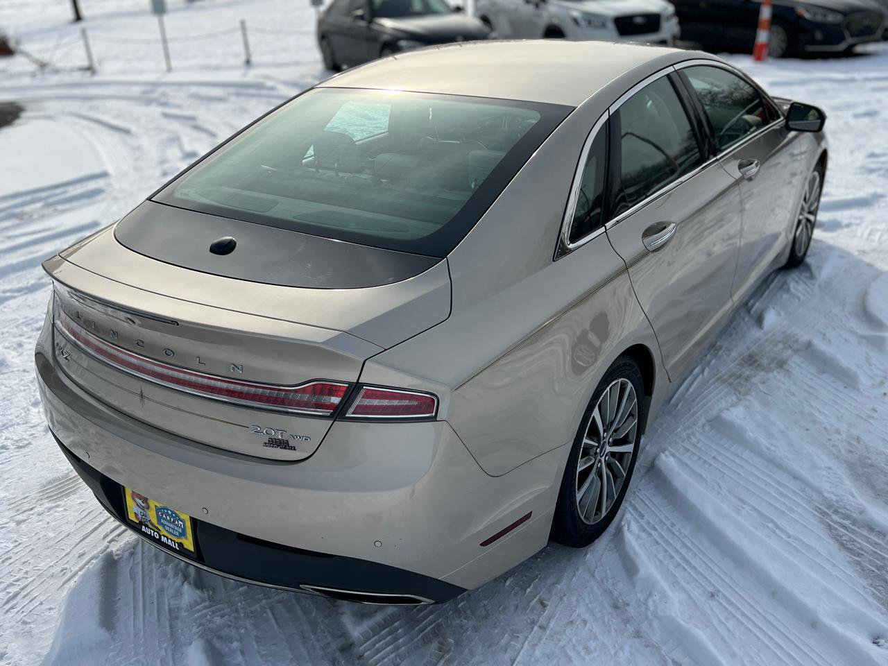 Used 2017 Lincoln MKZ Select w/ Select Plus Package AWD/4WD image 9