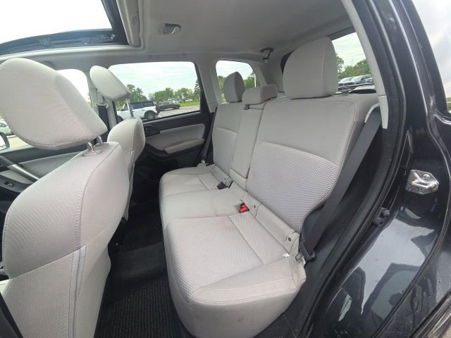 Used 2017 Subaru Forester 2.5i Premium w/ All-Weather Package AWD/4WD image 17