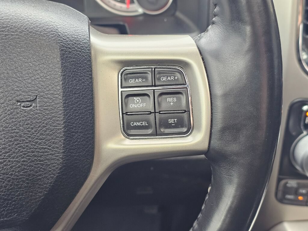 Used 2017 RAM 1500 Laramie w/ Convenience Group AWD/4WD image 27