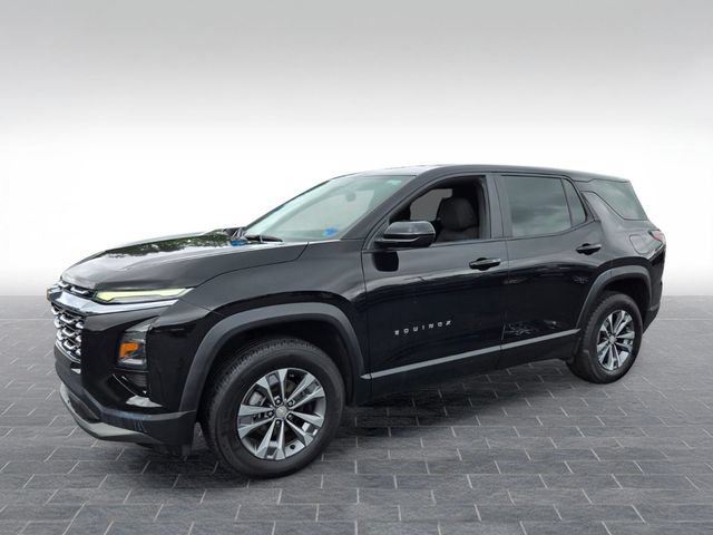 Used 2025 Chevrolet Equinox LT AWD/4WD image 3