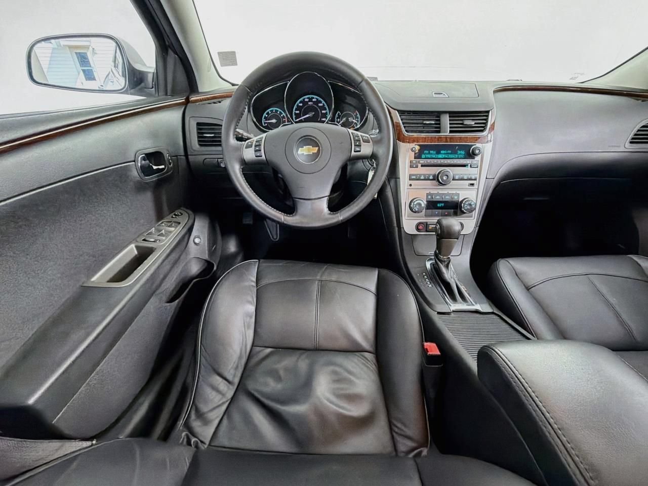 Used 2012 Chevrolet Malibu LTZ FWD image 13