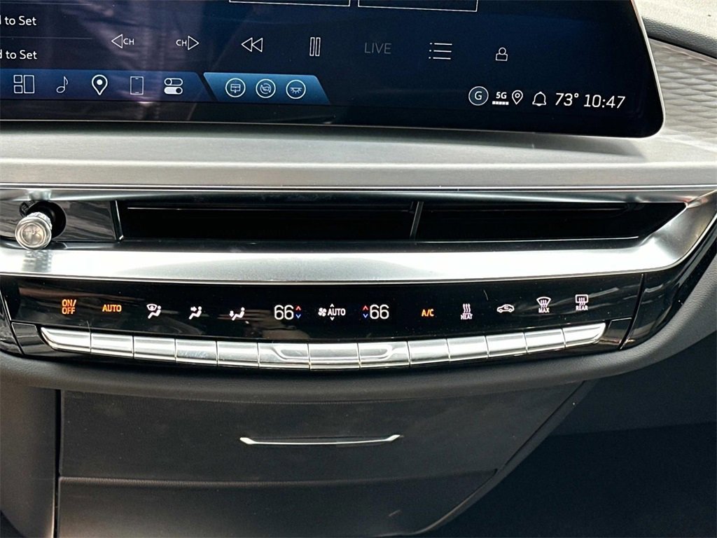 New 2025 Cadillac Lyriq Sport image 13