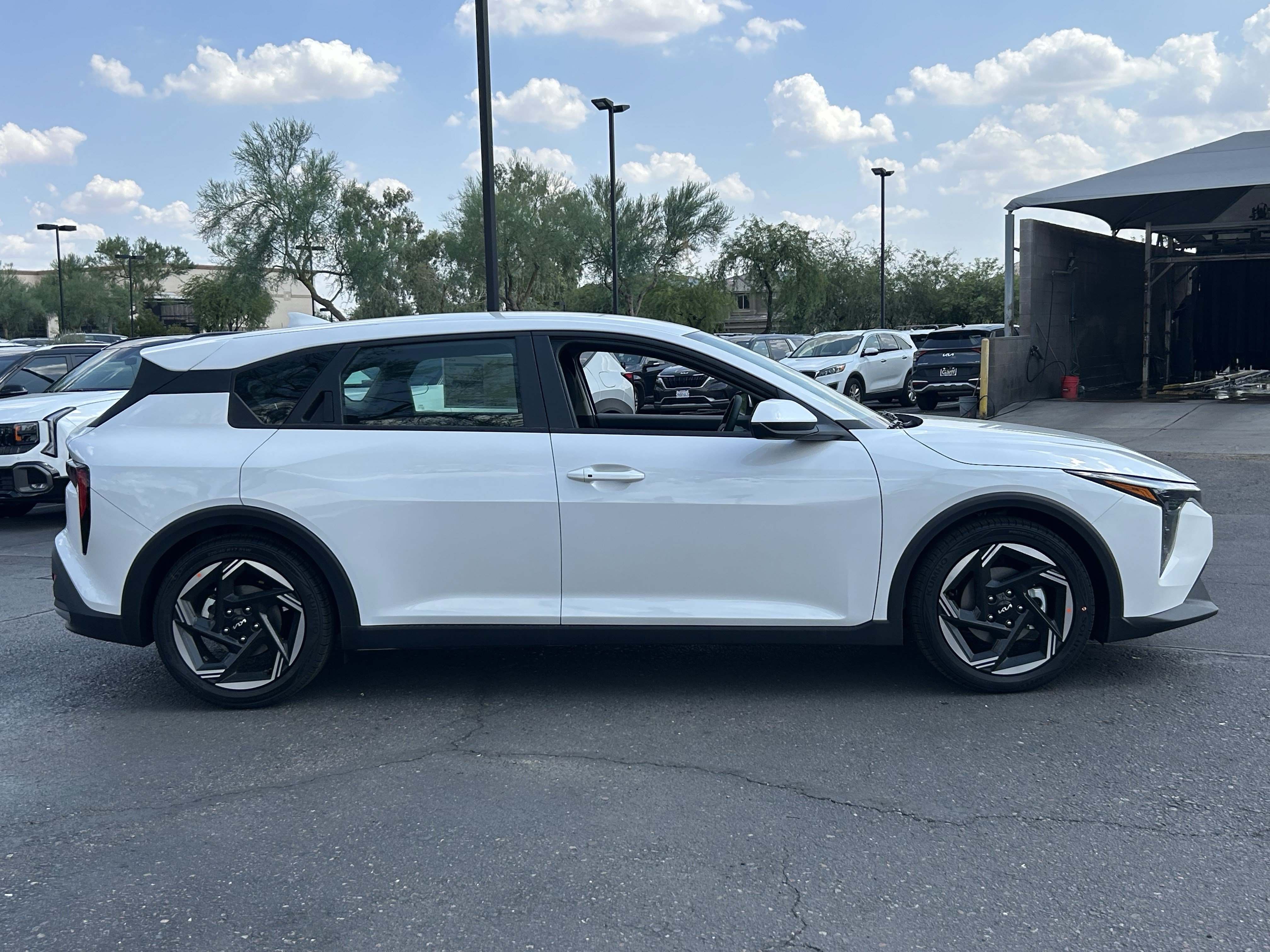 New 2026 Kia K4 GT-Line Turbo FWD image 2