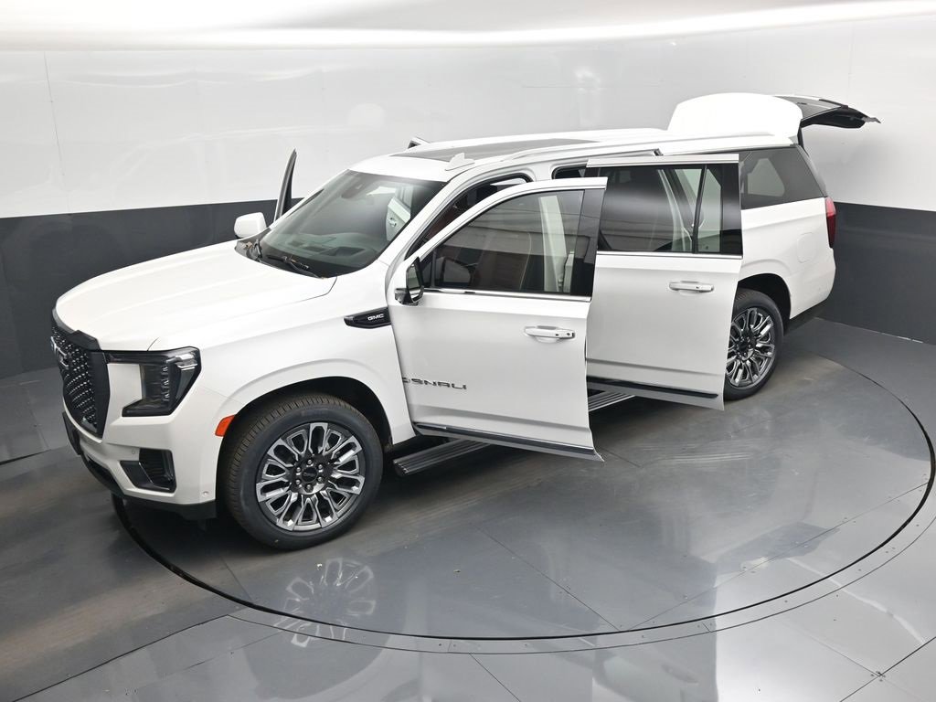 Used 2023 GMC Yukon XL Denali Ultimate image 65