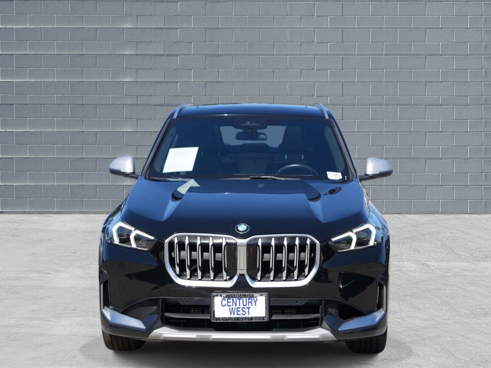Used 2024 BMW X1 xDrive28i w/ Convenience Package AWD/4WD image 2