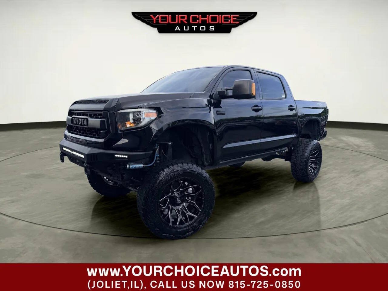 Used 2015 Toyota Tundra Limited w/ Limited Premium Package AWD/4WD video 1