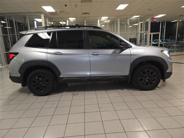 Used 2022 Honda Passport TrailSport image 9