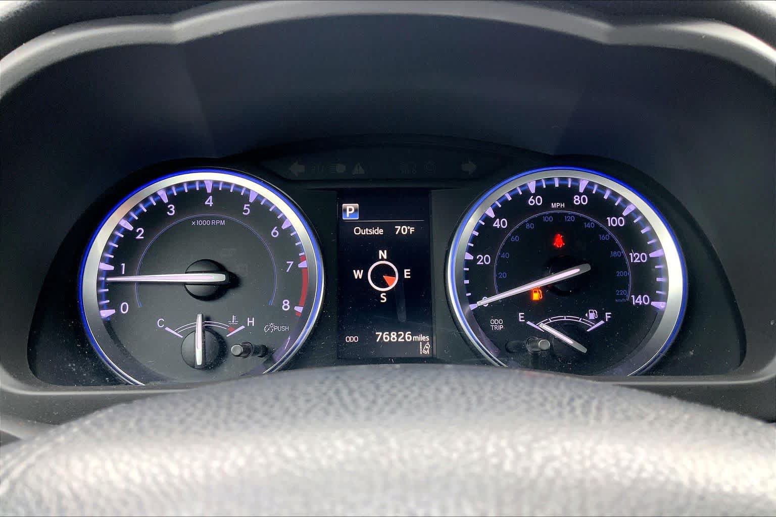 Used 2019 Toyota Highlander SE FWD image 26