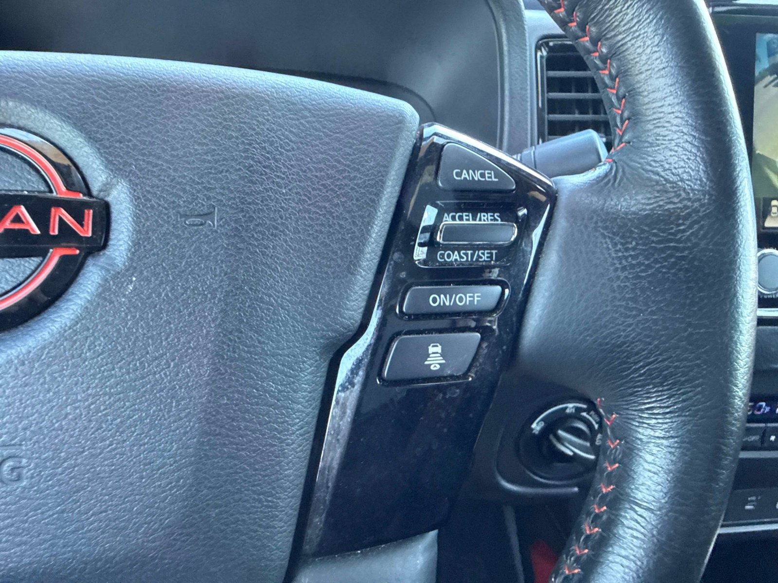 Used 2023 Nissan Frontier PRO-4X w/ Pro Convenience Package image 30