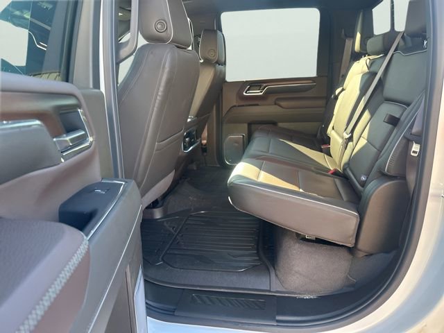 Used 2024 GMC Sierra 3500 Denali w/ Denali Reserve Package AWD/4WD image 18