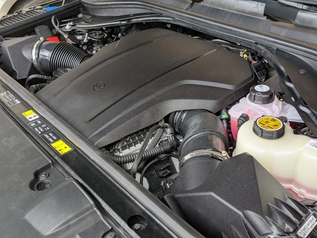 Used 2025 Land Rover Range Rover SV image 24