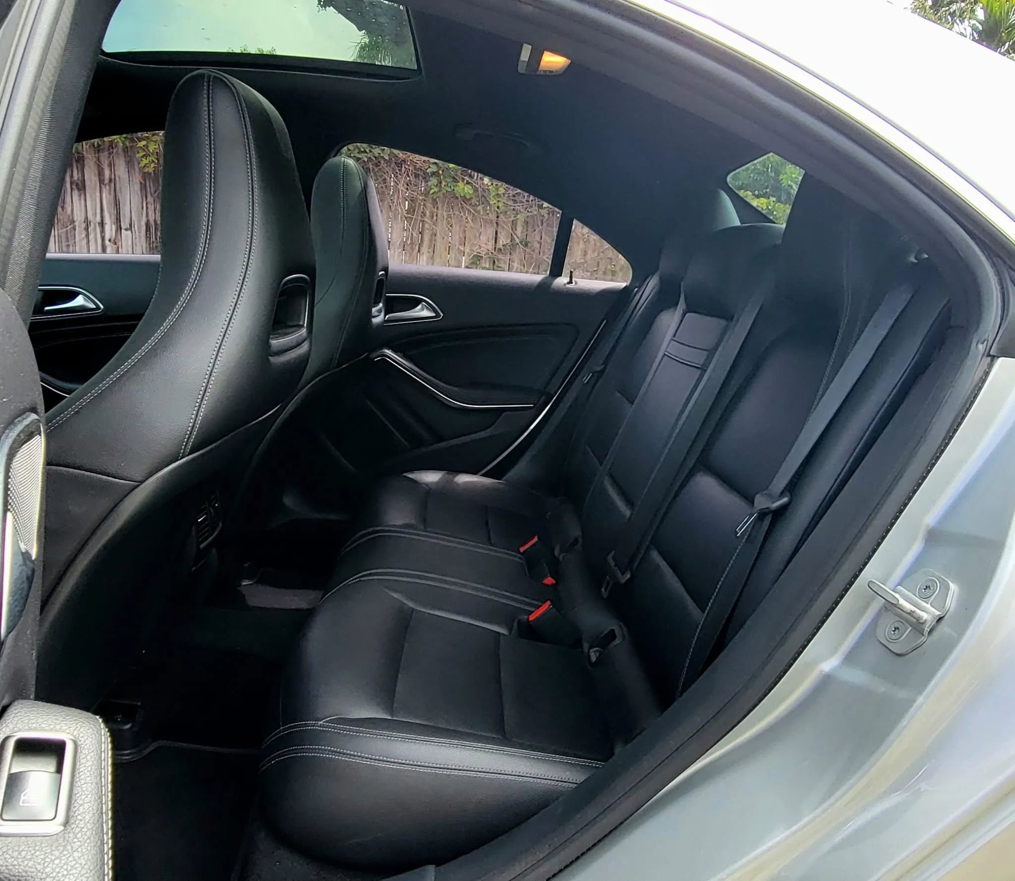 Used 2016 Mercedes-Benz CLA 250 image 9