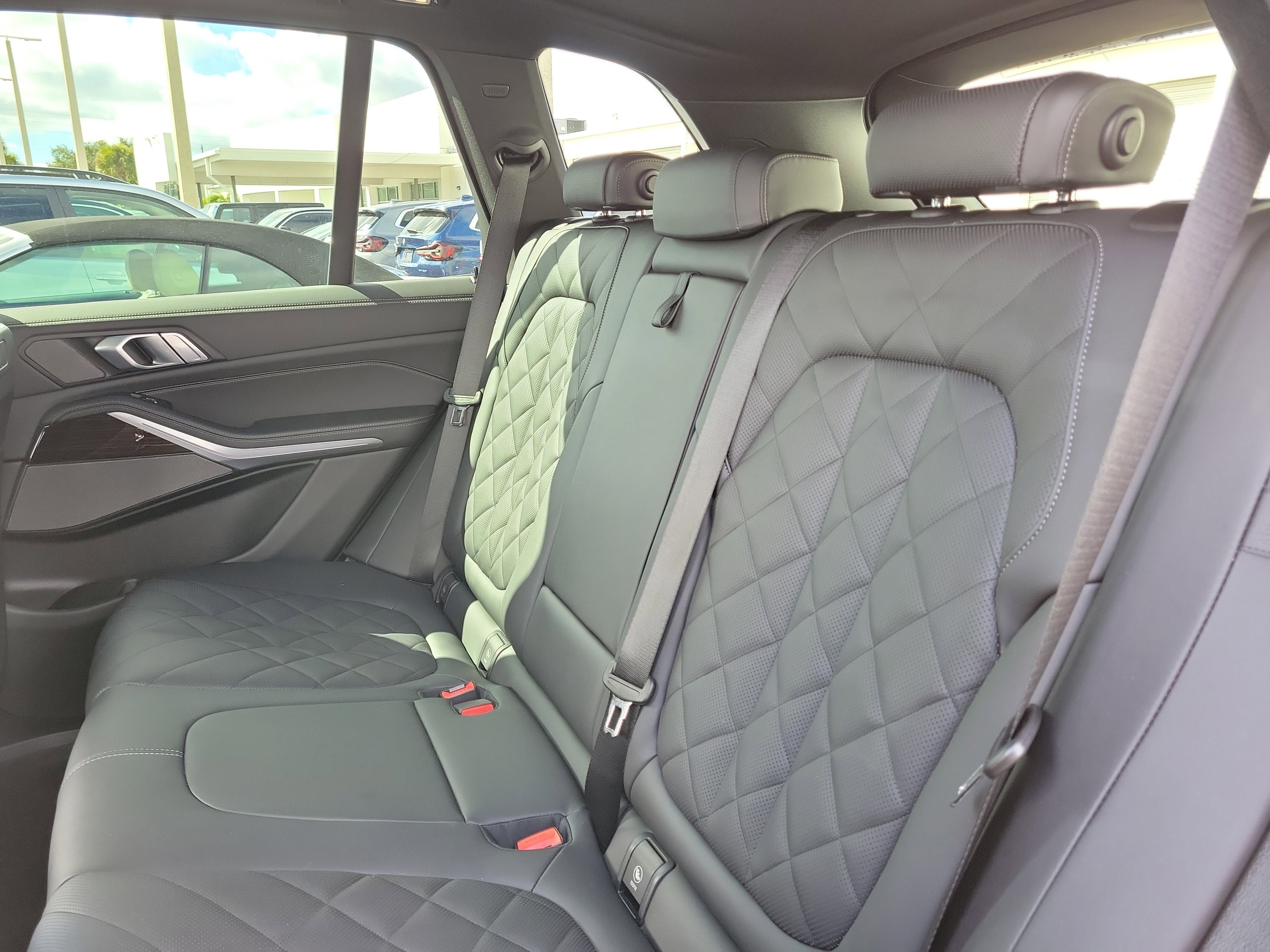 Used 2026 BMW X5 sDrive40i image 11