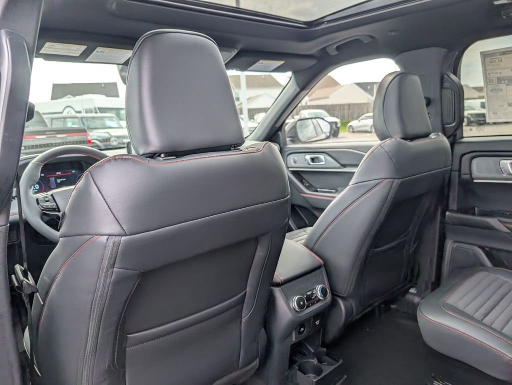 New 2026 Ford Explorer ST-Line image 45