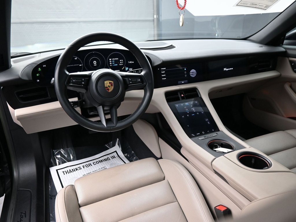 Used 2023 Porsche Taycan image 9