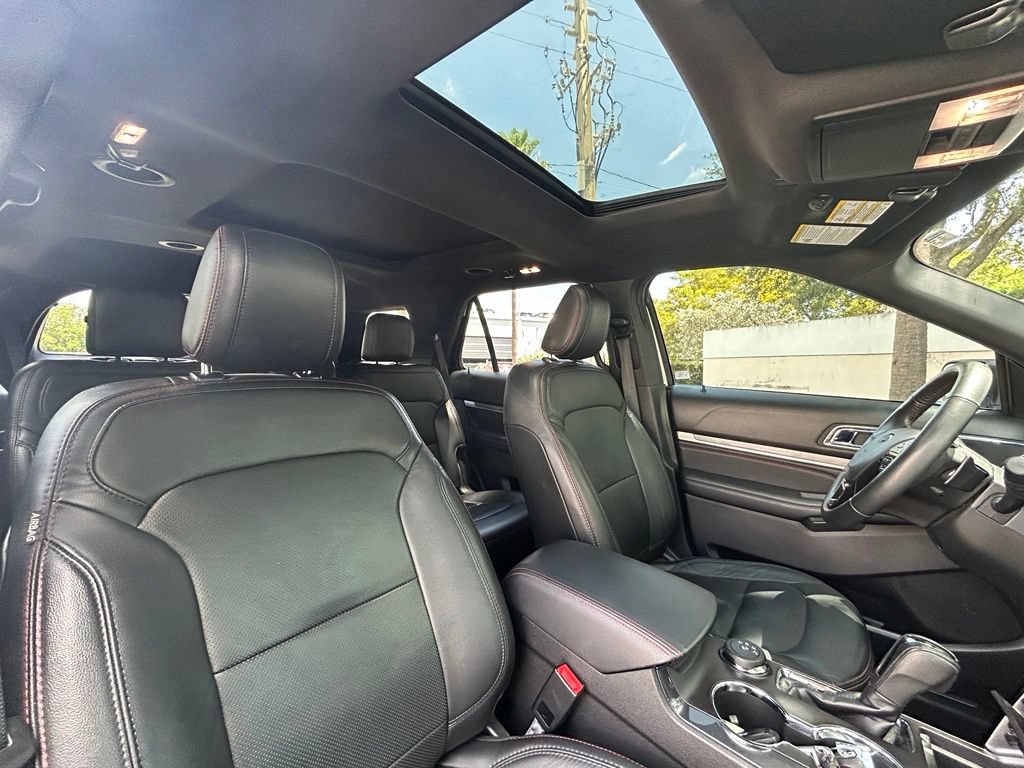 Used 2019 Ford Explorer Sport w/ Equipment Group 401A AWD/4WD image 32