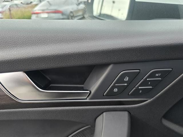 New 2025 Audi Q5 2.0T Premium Plus AWD/4WD image 26