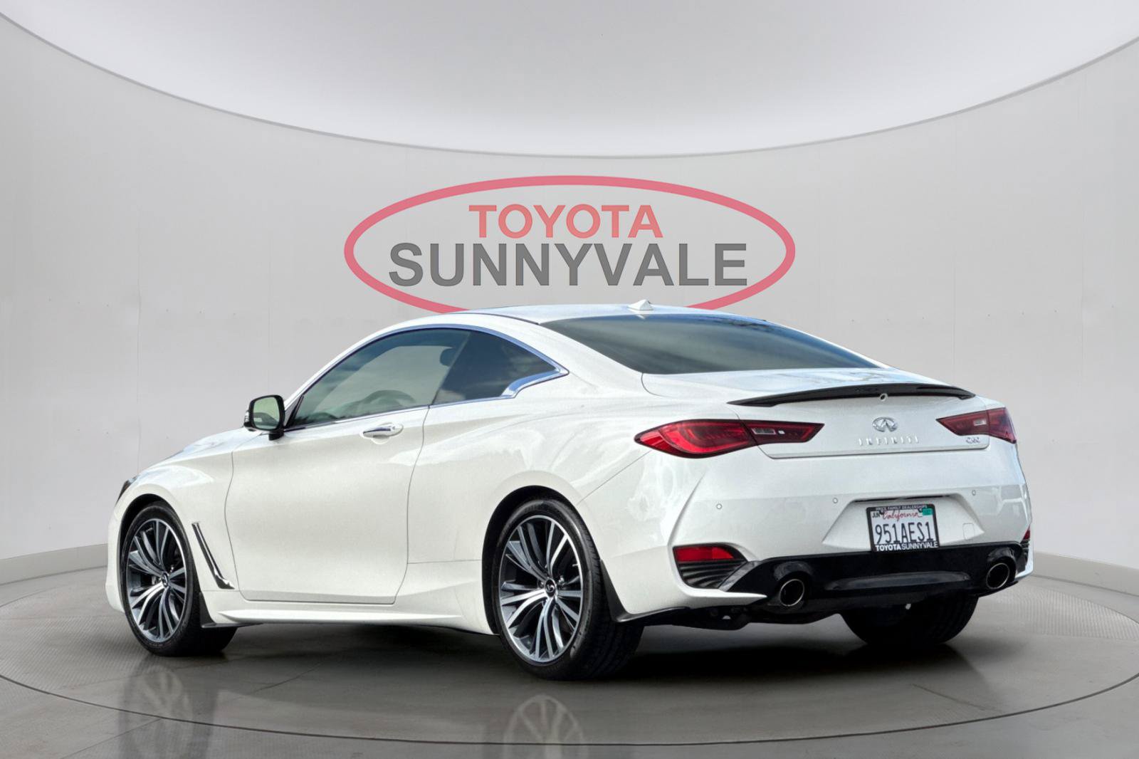 Used 2022 INFINITI Q60 3.0t Luxe w/ Cargo Package RWD image 7
