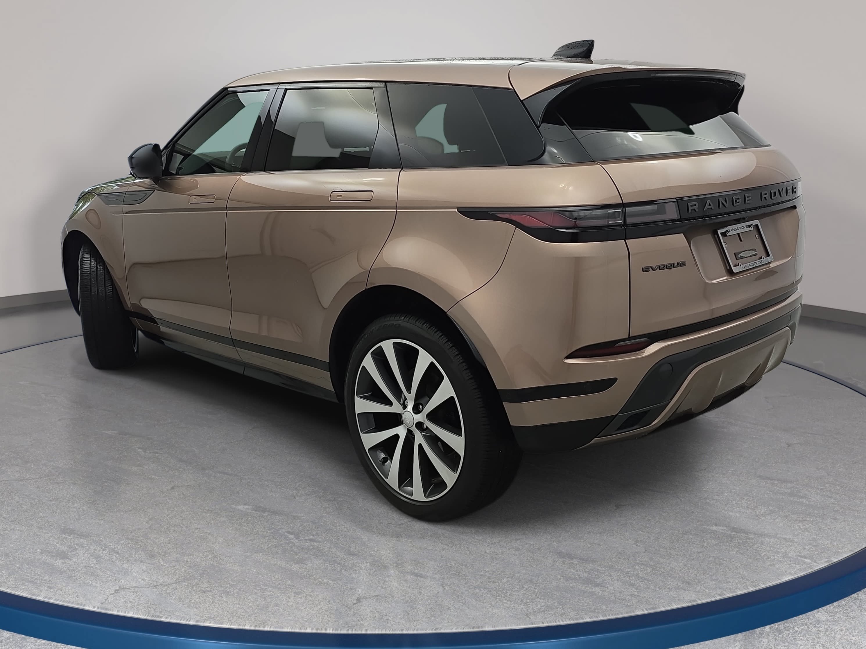 Certified 2026 Land Rover Range Rover Evoque Dynamic SE AWD/4WD image 7