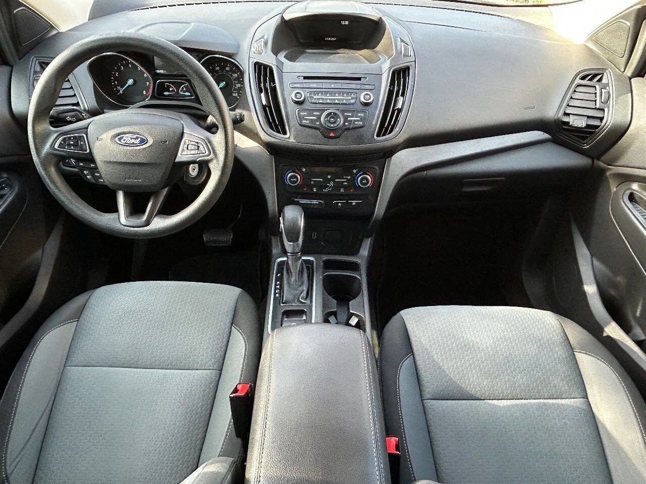 Used 2018 Ford Escape SE image 10