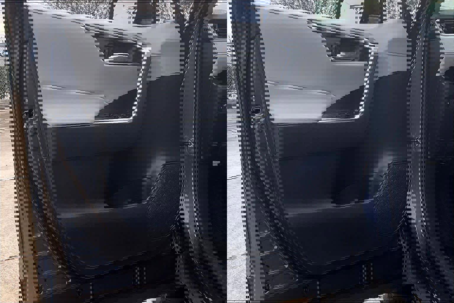 Used 2024 Toyota RAV4 XLE image 20