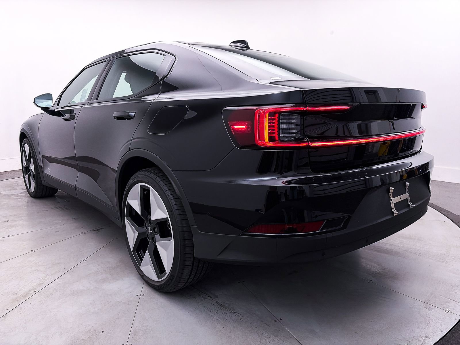 Used 2023 Polestar Polestar 2 w/ Pilot Pack image 12