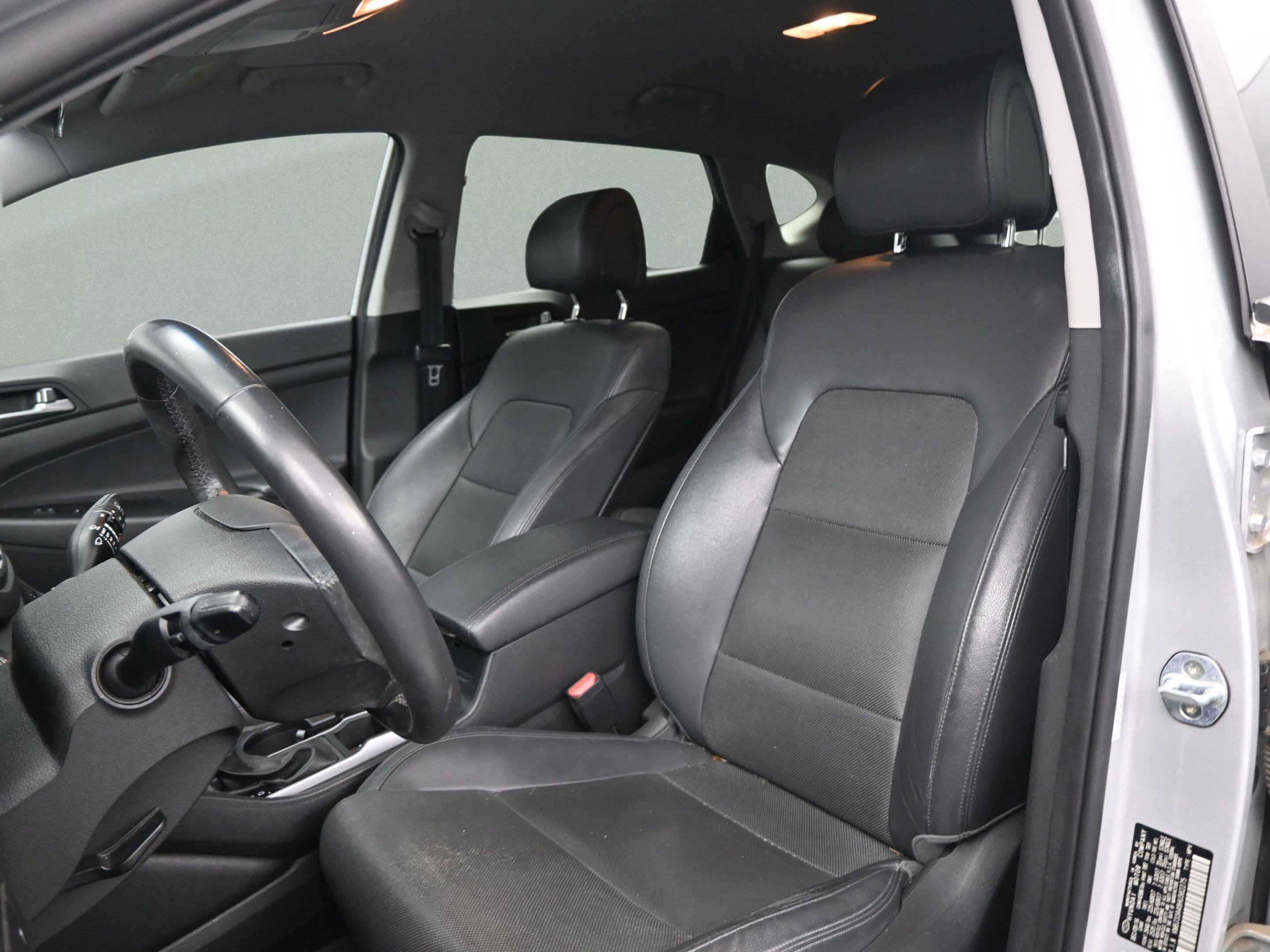 Used 2017 Hyundai Tucson SE Plus FWD image 33