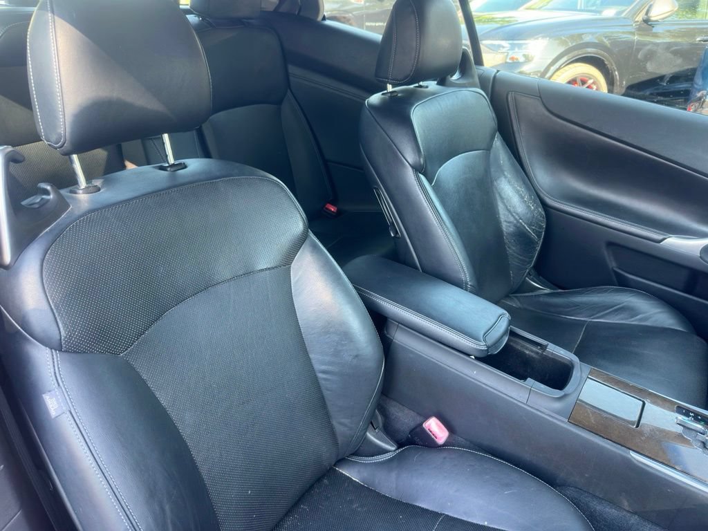 Used 2013 Lexus IS 250C RWD image 17