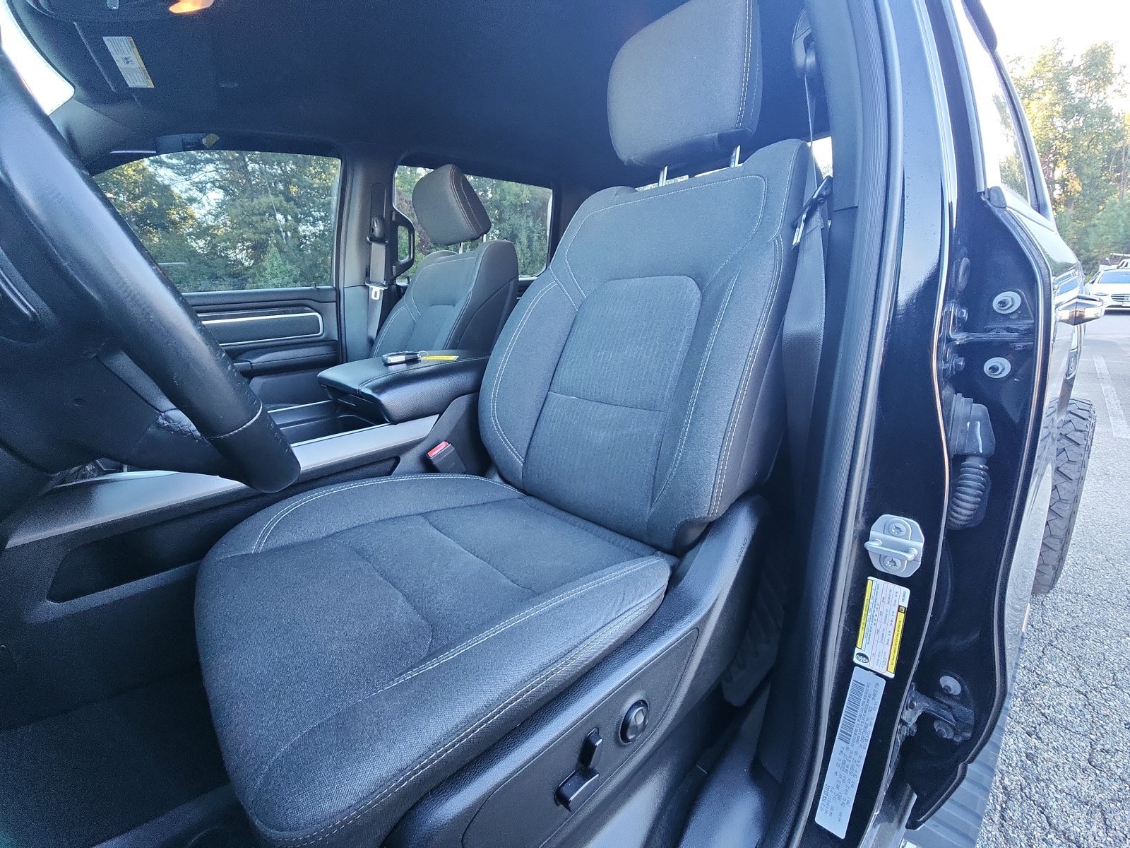 Used 2019 RAM 1500 Big Horn AWD/4WD image 18