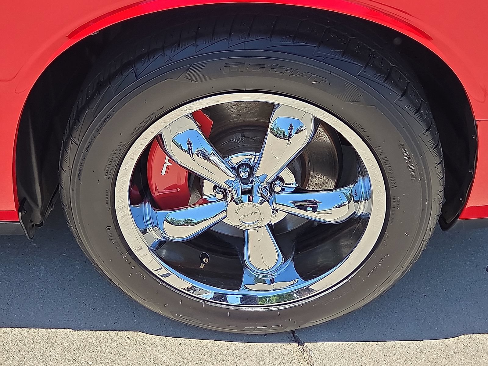 Used 2015 Dodge Challenger R/T Plus RWD image 7