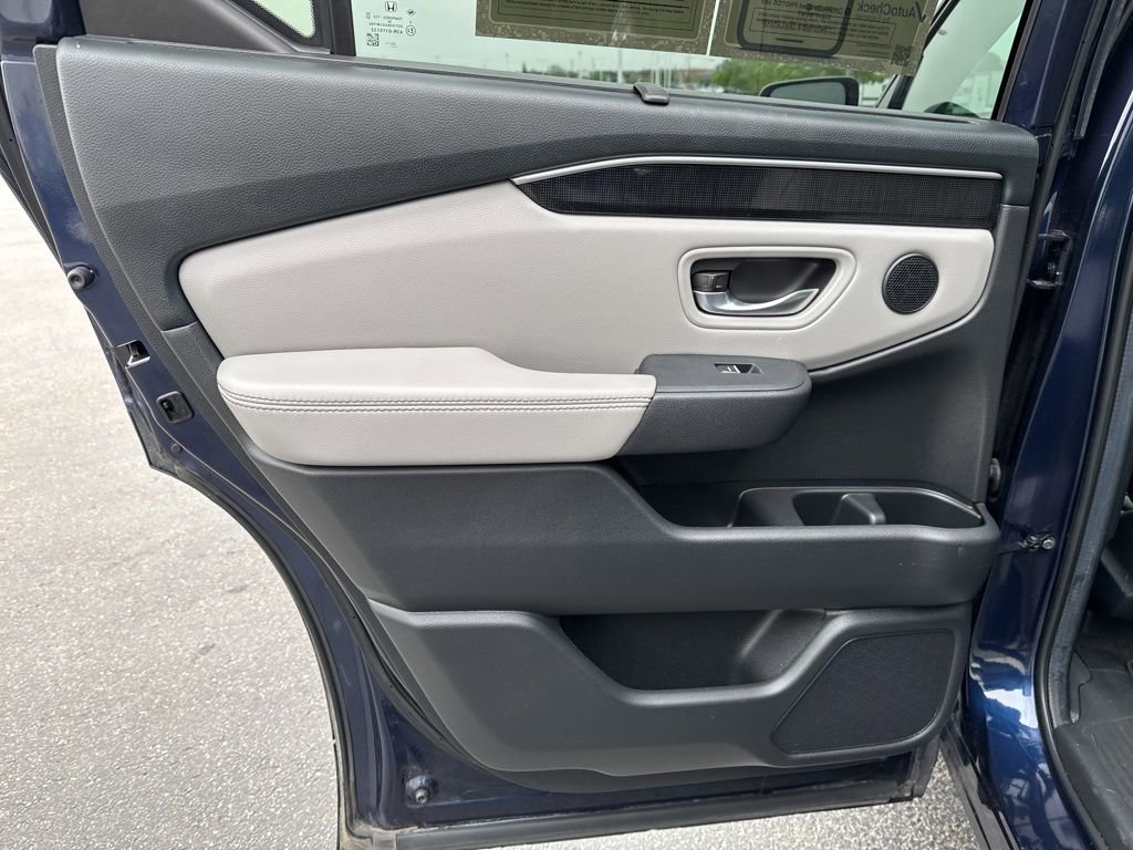 Certified 2024 Honda Pilot Elite image 35
