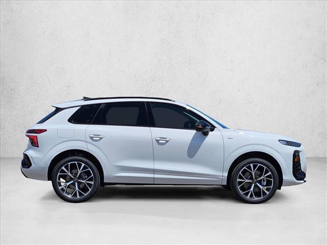New 2026 Audi Q3 quattro 2.0T AWD/4WD image 10