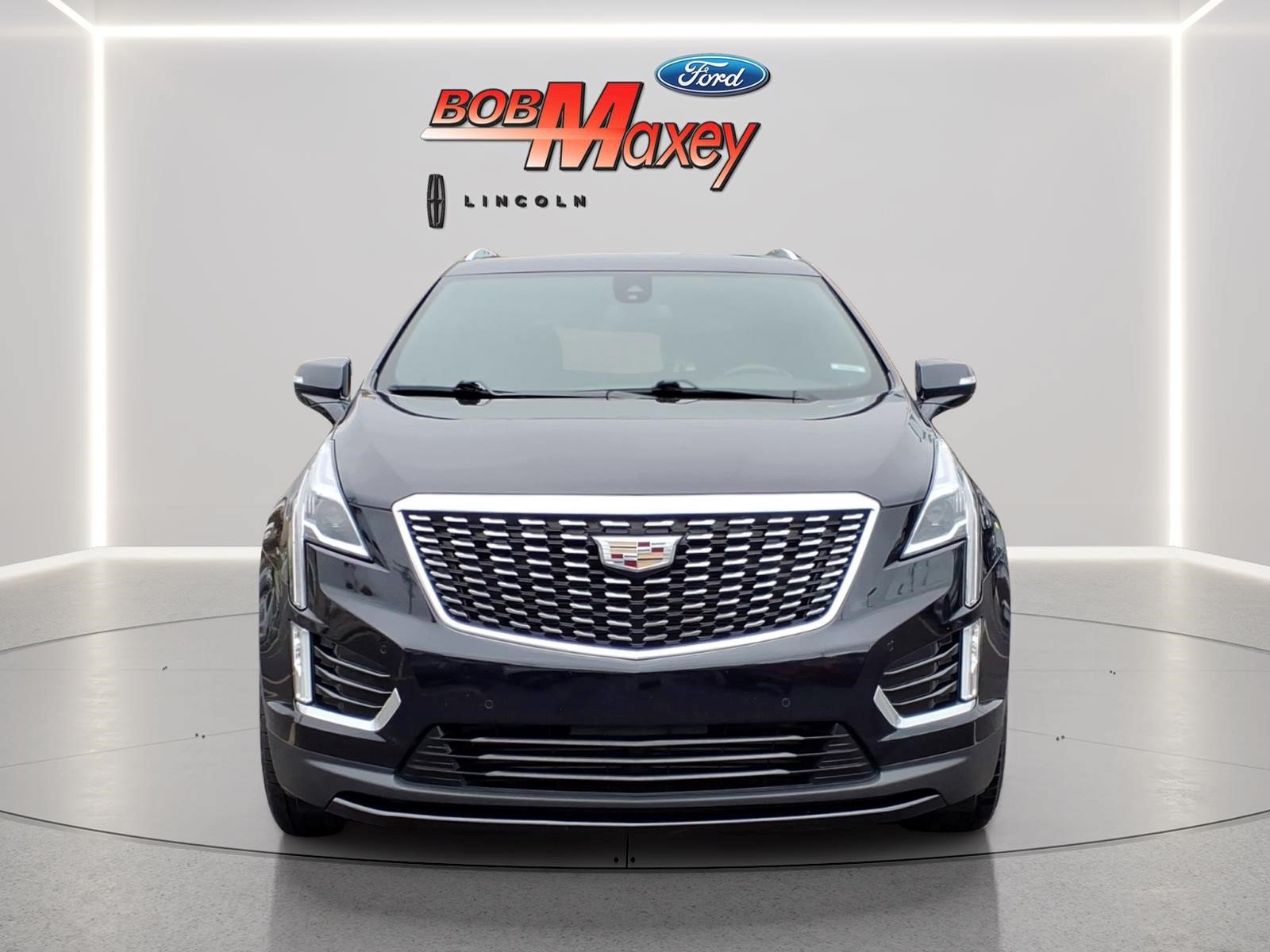 Used 2022 Cadillac XT5 Luxury AWD/4WD image 2