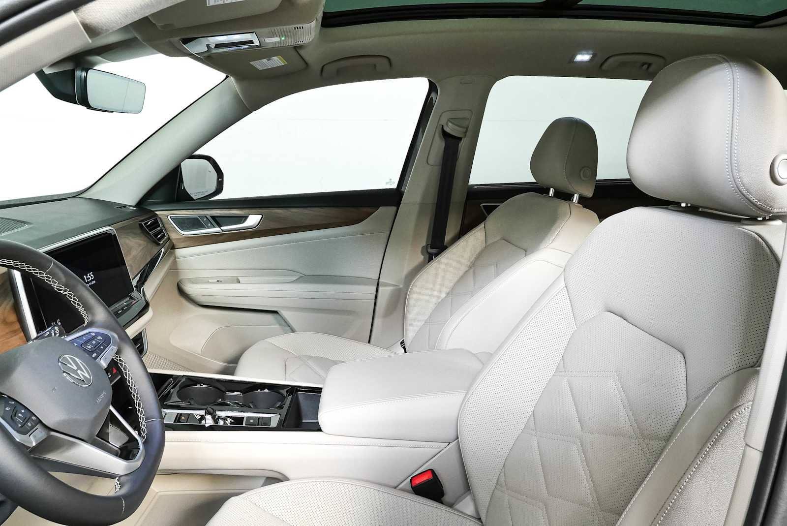 New 2026 Volkswagen Atlas SE AWD/4WD image 7