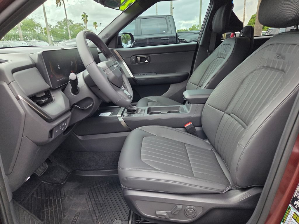 Used 2027 Kia Seltos X-Line S w/ X-Line S Premium Package AWD/4WD image 12
