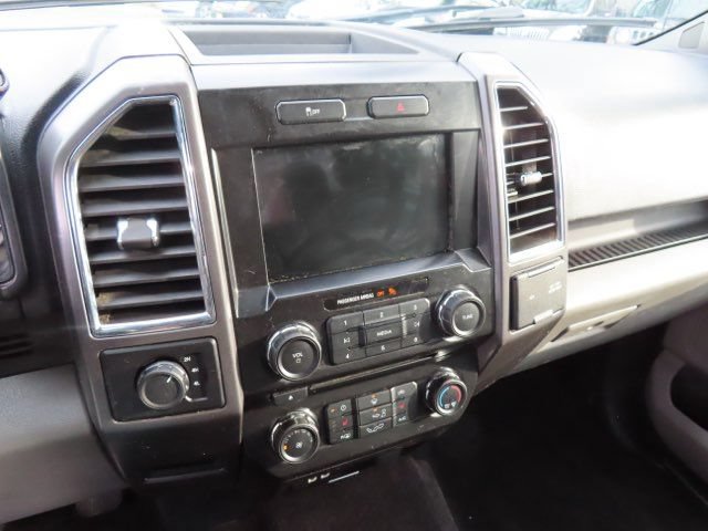 Used 2016 Ford F150 XLT w/ Equipment Group 302A Luxury AWD/4WD image 24